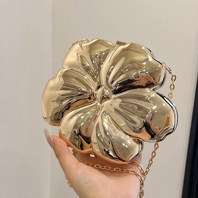 Mini Purse Chain - กระเป๋าคลัทช์สีกระเป๋าสะพายไหล่เมทัลลิคสีสันสดใสทันสมัยสำหรับผู้หญิงกระเป๋าเงินสีทองรูปทรงดอกไม้ขนาดเล็กสำหรับงานเลี้ยงตอนเย็นของผู้หญิง